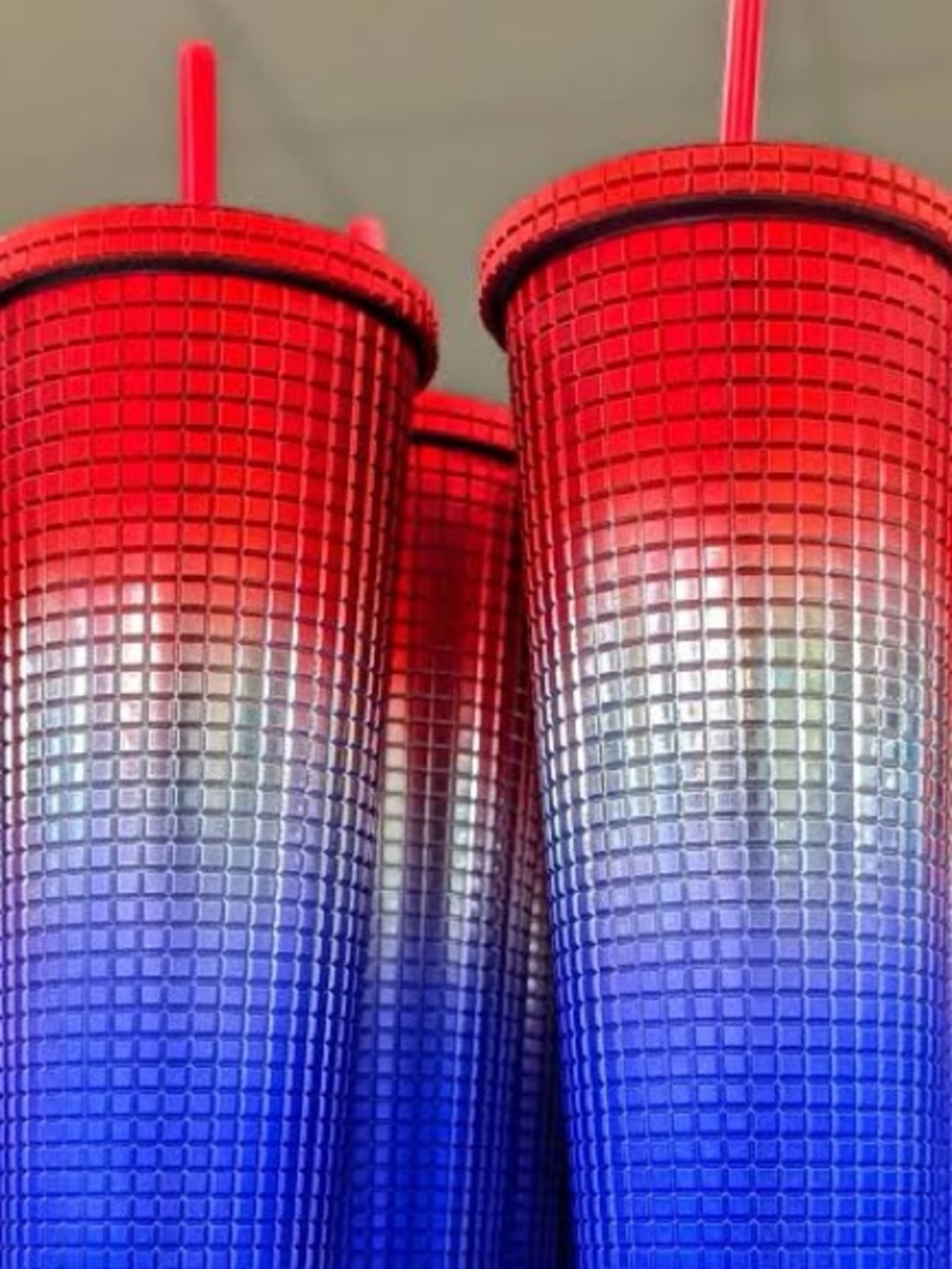 Tumblr Cups with Lid/straw 10 cups $20.00 New color red, white & blue